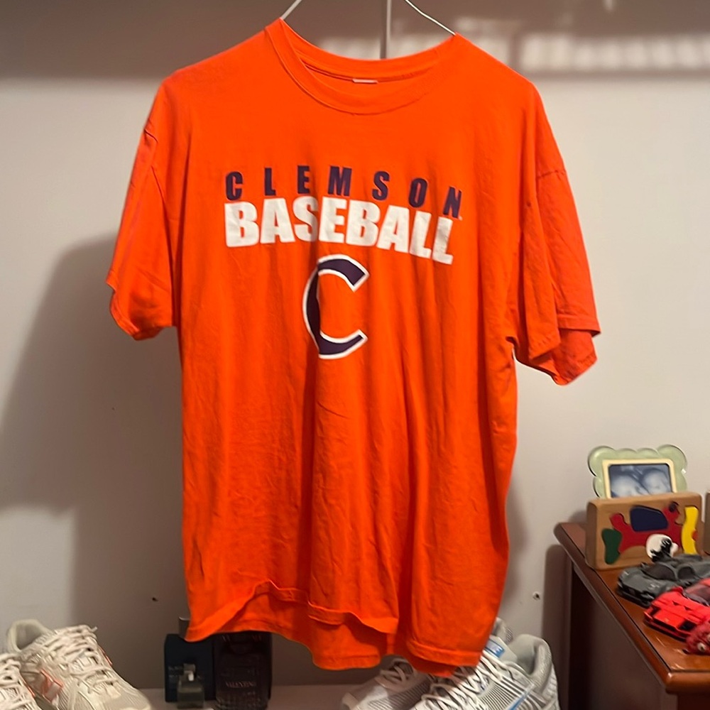 Size L men’s Clemson Baseballll shirt